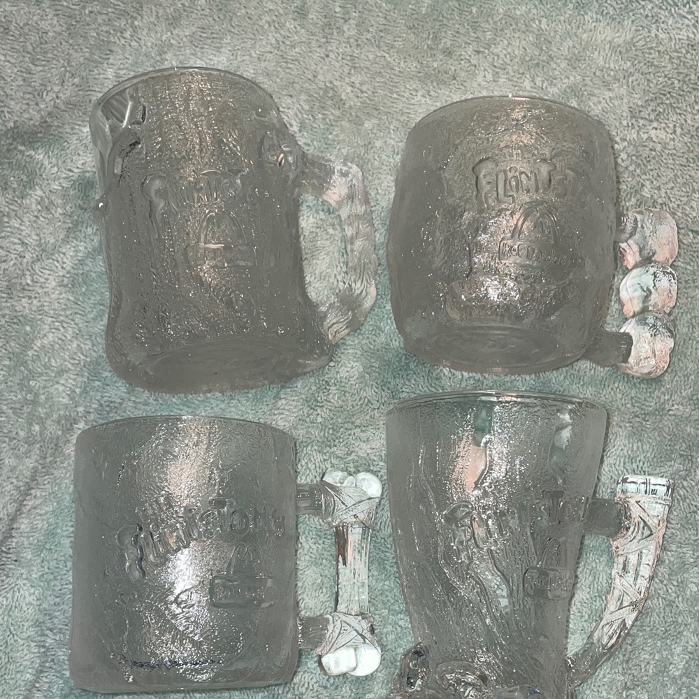 Unique Vintage Clear Glass Mugs Set